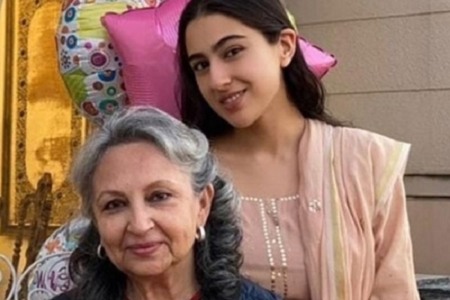 Bollywood: दादी शर्मिला टैगोर की बायोपिक में काम करने को लेकर पोती सारा, कही ये बात