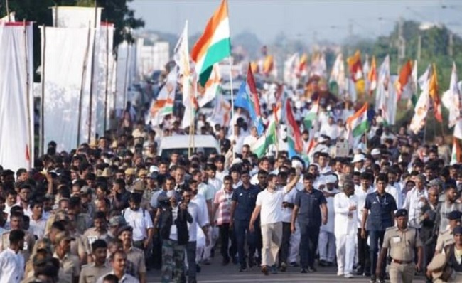 Bharat Jodo Yatra: भारत जोड़ो यात्रा का महाराष्ट्र में 5वां दिन, राहुल गांधी ने दाभाड़ से शुरू की पदयात्रा