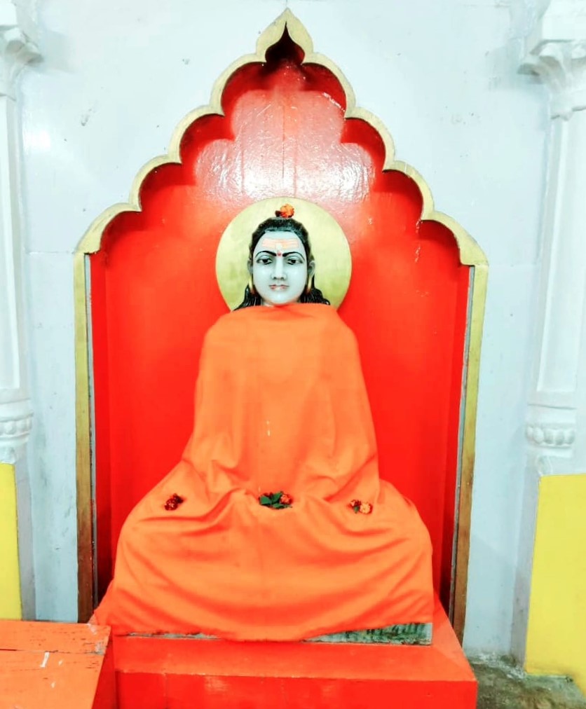 महराजगंज के चौक में गुरु गोरक्षनाथ दिए थे नाथ सम्प्रदाय का उपदेश, भक्तों के लिए आस्था का केन्द्र है यह मंदिर, जानें यह है महत्व