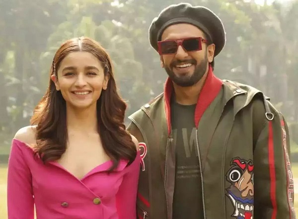Bollywood: बदल गई रणवीर-आलिया की फिल्म ‘रॉकी और रानी की प्रेम कहानी’ की रिलीज डेट, जानिए नई तारीख