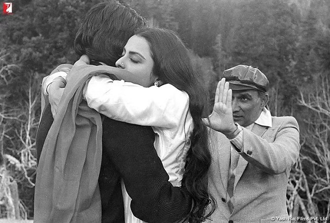 Bollywood: फिल्ममेकर यश चोपड़ा के जीवन पर आधारित डॉक्यू-सीरीज का ट्रेलर रिलीज, देखें वीडियो
