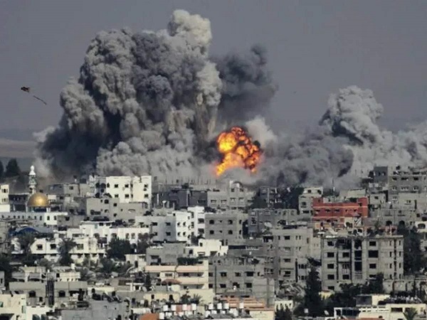 Israel Hamas Attack: इजरायल ने हमास के हथियार निर्माण स्थल पर किया हमला, जाने पूरी डीटेल