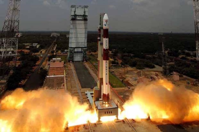 ISRO: पांच वर्ष के लक्षित मिशन काल के लिए प्रक्षेपित किये गये उपग्रह ने सेवा का एक दशक पूरा ISRO: पांच वर्ष के लक्षित मिशन काल के लिए प्रक्षेपित किये गये उपग्रह ने सेवा का एक दशक पूरा