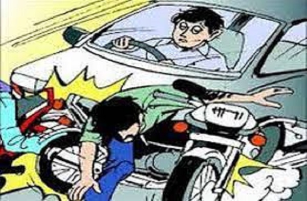 Road Accident: पेड़ से टकराई तेज रफ्तार कार, सड़क हादसे में दो लोगों की मौत