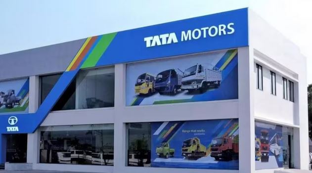 TATA Motors के शेयर ने पकड़ी रफ्तार, जानिए कितने प्रतिशत की हुई बढ़त
