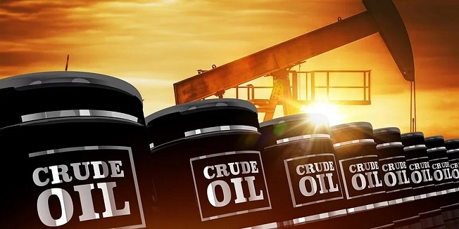 Crude Oil: कच्चे तेल के प्रॉडक्ट पर फिर लगा अप्रत्याशित लाभ कर, जानें निर्यात को लेकर ताजा अपडेट