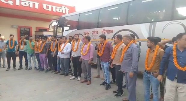Operation Kaveri: सूडान संकट से घर वापस लौटे गोरखपुर-बस्ती मंडल के दर्जनों लोग, सरकार का जताया आभार, पढ़िये पूरा अपडेट