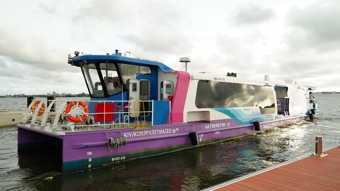 कोच्चि जल मेट्रो के संचालन के दूसरे दिन बना ये नया रिकार्ड, जानिये कितने लोगों ने की सवारी