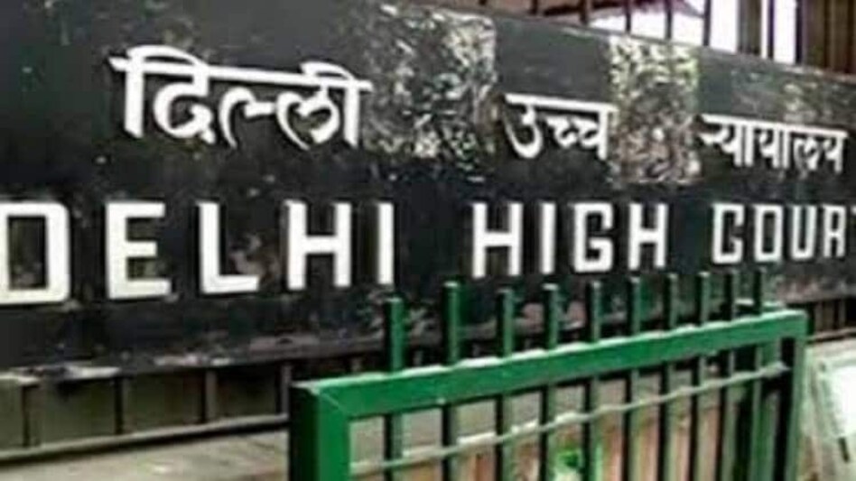 दिल्ली में कर्ज न चुकाने पर स्कूल को सील किए जाने का मामला उच्च न्यायालय पहुंचा दिल्ली में कर्ज न चुकाने पर स्कूल को सील किए जाने का मामला उच्च न्यायालय पहुंचा