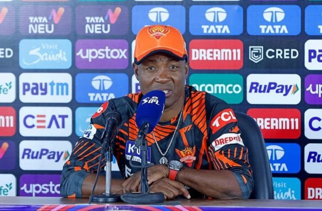 IPL 2023: ब्रायन लारा ने आईपीएल में छठी हार के लिये बल्लेबाजों को कसूरवार ठहराया, जानिये क्या बोला