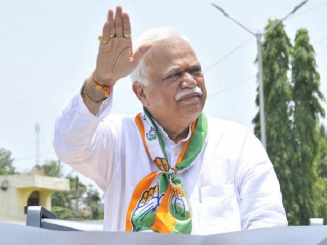 Karnataka Election: कर्नाटक का यह दिग्गज नेता नौंवी बार विधायक बन रिकॉर्ड बनाने की कोशिश में