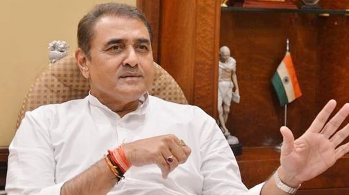 एनसीपी अध्यक्ष पद से शरद पवार के इस्तीफे को नामंजूर करने के बाद जानिये क्या बोले पार्टी के नेता
