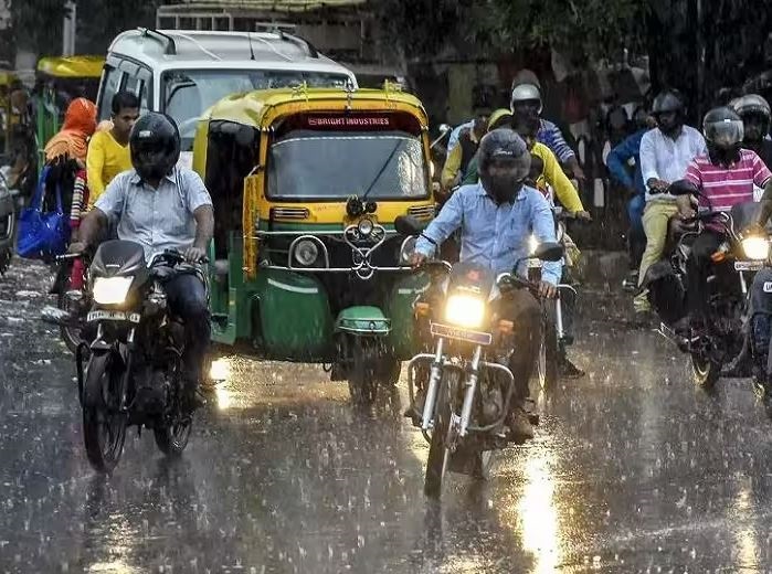 Delhi Weather: जून में भी मौसम रहेगा मेहरबान, जानिये पूरा अपडेट