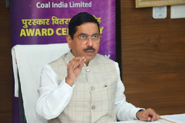मानसून के दौरान किसी तरह के कोयला संकट को लेकर जानिये क्या बोले कोयला मंत्री