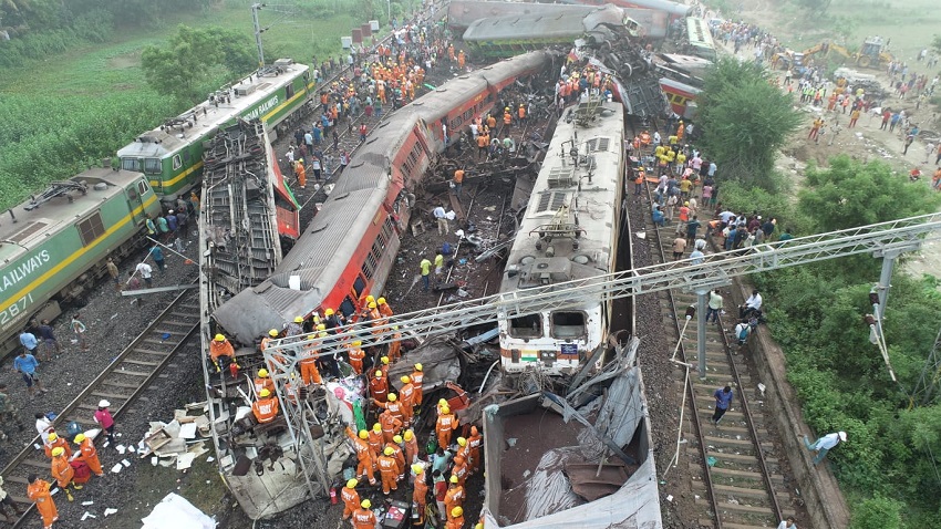 Odisha Train Accident: बालासोर ट्रेन हादसे के कई भयावह कुप्रभाव, NDRF जवान को पानी लग रहा खून, एक की भूख गायब,पढ़ें पूरी रिपोर्ट
