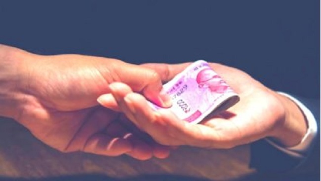 भ्रष्‍टाचार निरोधक ब्‍यूरो का एक्शन, भू-अभिलेख निरीक्षक रिश्वत लेते रंगे हाथों गिरफ्तार