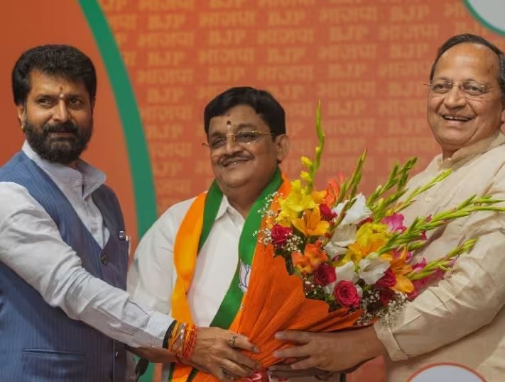 23 साल बाद हुई वापसी’, AIADMK के पूर्व सांसद वी मैत्रेयन बीजेपी में हुए शामिल
