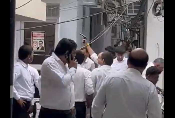 दिल्ली की तीस हजारी अदालत में गोलीबारी, कोई हताहत नहीं