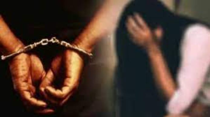 महाराष्ट्र: सतारा में आदिवासी महिला से बलात्कार, एक गिरफ्तार महाराष्ट्र: सतारा में आदिवासी महिला से बलात्कार, एक गिरफ्तार