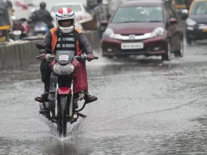 Weather Alert: पंजाब और हरियाणा के हिस्सों में शानदार बारिश, जानिये अन्य क्षेत्रों के बारे में