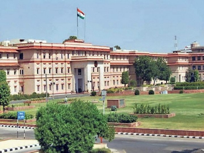 Rajasthan में बड़ा प्रशासनिक फेरबदल: नए जिलों में कलेक्टर की नियुक्ति, जानिए किन अफसरों को मिली जिम्मेदारी Rajasthan में बड़ा प्रशासनिक फेरबदल: नए जिलों में कलेक्टर की नियुक्ति, जानिए किन अफसरों को मिली जिम्मेदारी