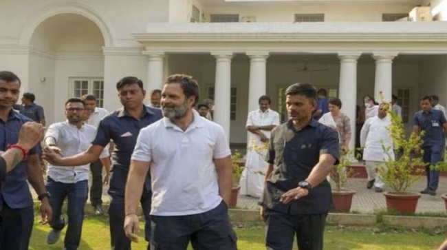 Rahul Gandhi: संसद में वापसी के साथ राहुल गांधी को मिला बंगला, 12 तुगलक लेन में होगा आवास, जानिये पूरा अपडेट