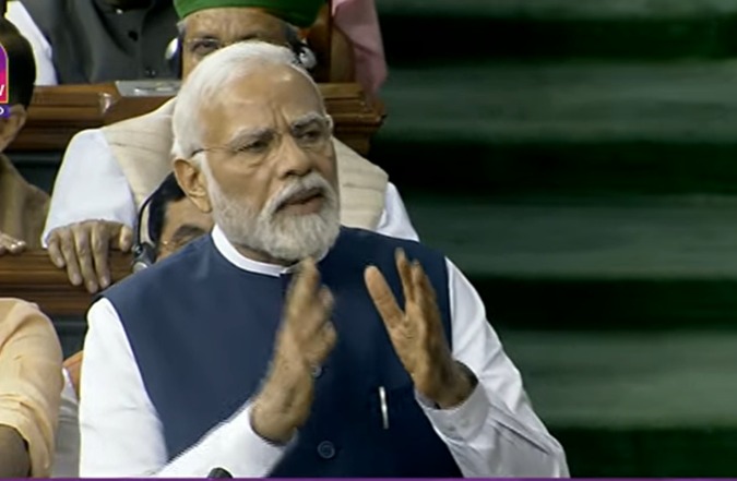 Colors of PM Modi in Lok Sabha: तस्वीरों में देखिये पीएम मोदी के लोकसभा में अलग-अलग रंग