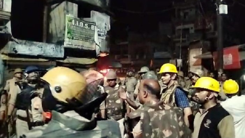 Uttar Pradesh: बरेली में इंस्टाग्राम पर दो किशोरों की पोस्ट के बाद तनाव, दो आरोपी हिरासत में, जानिये पूरा मामला