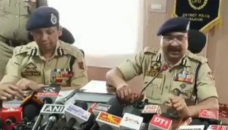 पाकिस्तान में रह रहे आतंकवादियों को जम्मू कश्मीर के डीजीपी की सख्त चेतावनी