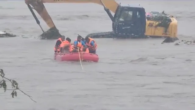 मप्र : मालवा-निमाड़ अंचल में बाढ़ जैसे हालात, करीब 8700 लोगों को सुरक्षित स्थानों पर पहुंचाया गया