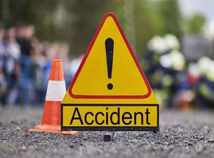 सहारनपुर में सड़क हादसे में दो लोगों की मौत, बस प्रतीक्षा कर रहे बुजुर्ग मोटरसाइकिल ने मारी टक्कर