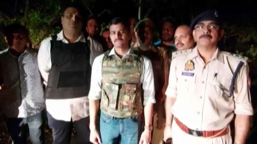 उत्तर प्रदेश: पुलिस मुठभेड़ में मोस्ट वांटेड बदमाश गिरफ्तार