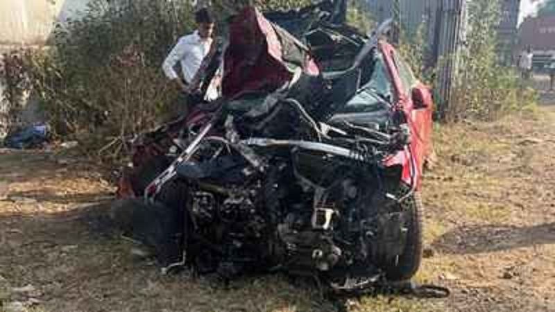 Road Accident In Nashik: तेज रफ्तार कार आगे चल रहे ट्रक से टकराई, तीन लोगों की मौत