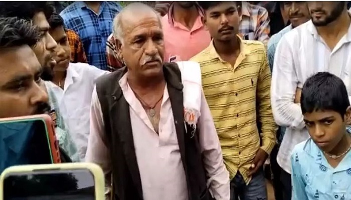Madhya Pradesh: दलित सरपंच को तिरंगा फहराने से किया मना, पंचायत विभाग का कर्मचारी बर्खास्त