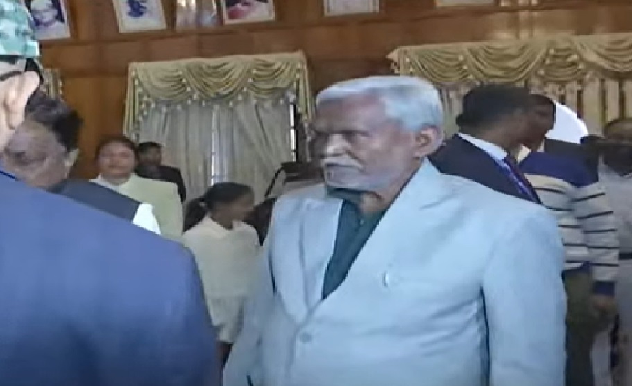 Jharkhand CM Swearing-in Update: सीएम चंपई सोरेन के साथ ये MLA भी लेंगे मंत्री पद की शपथ, जानिये ये बड़े अपडेट