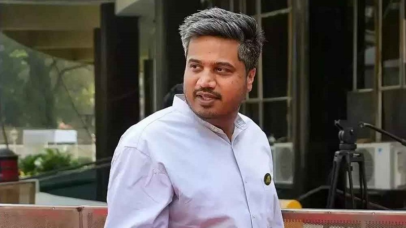 Money Laundering Case: शरद पवार के पोते रोहित से ED की 8 घंटे तक चली पूछताछ, बोले- मैं इस केस से बाहर आउंगा