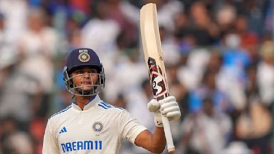 IND vs ENG: टीम इंडिया ने उड़ाया गर्दा, दोहरे शतक के करीब यशस्वी जायसवाल; पढ़िये मैच की खास बातें