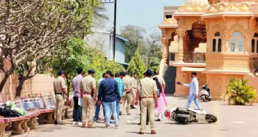 Crime in MP: एकतरफा प्यार में आशिक ने उठाया खौफनाक कदम, लड़की और उसके भाई की गोली मारकर हत्या, खुद भी दी जान
