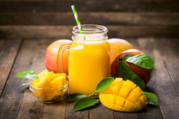 Health Tips: गर्मियों के मौसम में इस तरह रहें कूल, घर में बनाएं ये ड्रिंक्स, जानिये रेसिपी