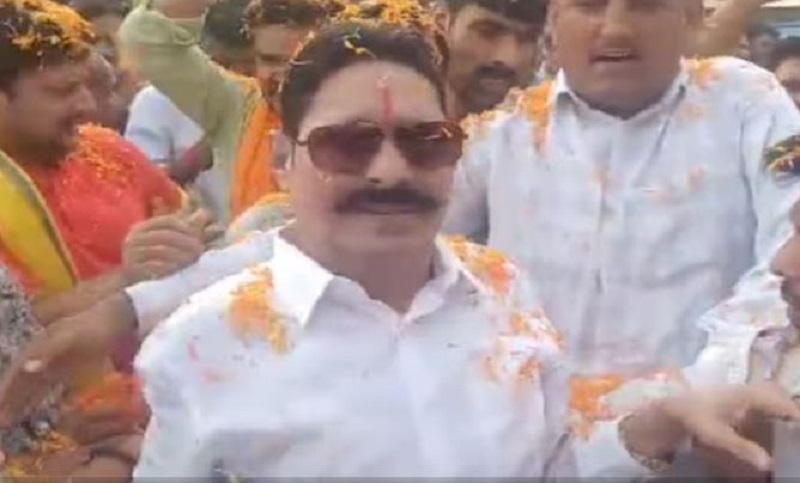 Anant Singh: जेल से बाहर आए बाहुबली अनंत सिंह, मिली 15 दिन की पैराल, बड़ी संख्या में जुटे समर्थक