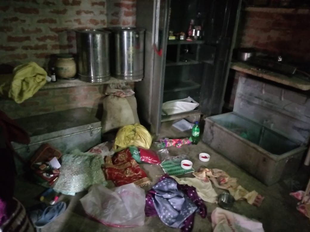 रायबरेली: घर में घुसे तीन युवक, लड़की को बनाया बंधक और कर डाला ये काम