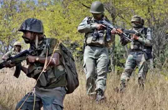 Naxal Encounter: अबूझमाड़ में नक्सलियों और सुरक्षा बलों के बीच मुठभेड़, अब तक 7 नक्सली ढेर