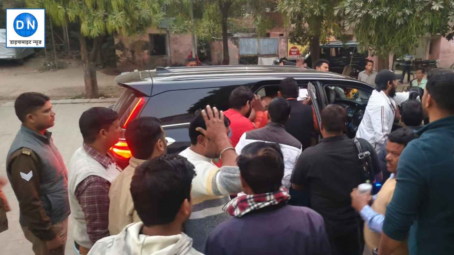 Ballia News: बलिया में जमीनी विवाद को लेकर फायरिंग, जानिए पूरा अपडेट
