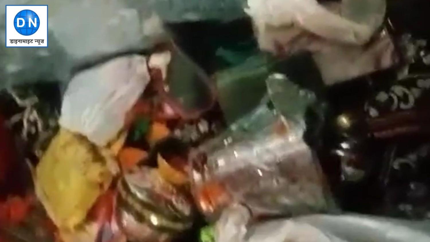 Theft in Gorakhpur: गोला थाना क्षेत्र में लाखों की चोरी, पुलिस जांच में जुटी