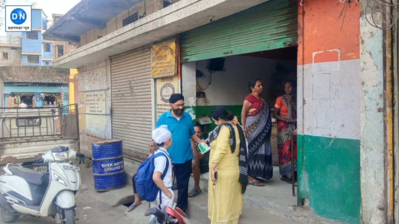 UP Ration Dukaan News: यूपी वासियों की बल्ले-बल्ले! राशन की दुकानों में किया जा रहा ये बड़ा बदलाव; मिलेंगे कई लाभ