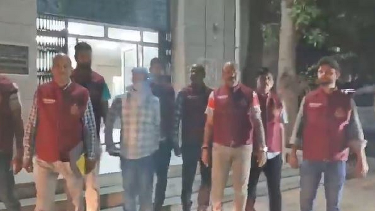 Delhi Police की बड़ी कार्रवाई, Hashim Baba Gang को हथियार सप्लाई करने वाला Gangster चढ़ा हत्थे