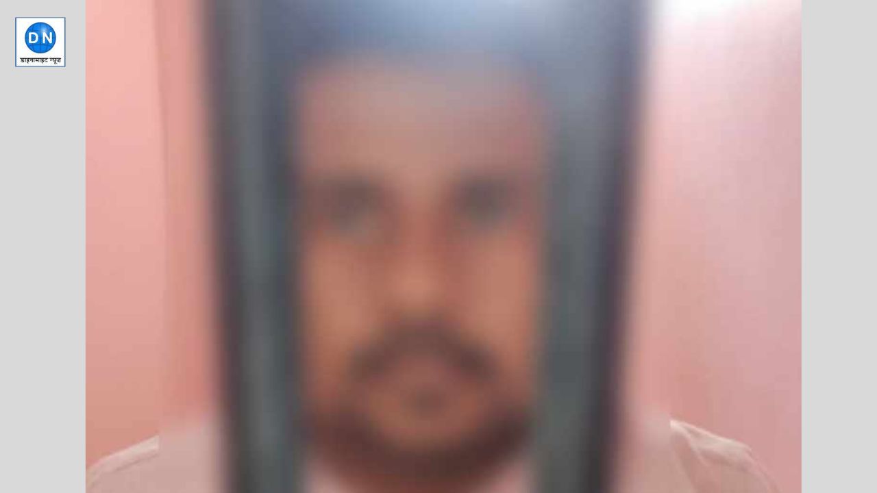 गोरखपुर पुलिस को मिली बड़ी सफलता, फर्जी दस्तावेजों से पासपोर्ट बनाने वाला गिरफ्तार गोरखपुर पुलिस को मिली बड़ी सफलता, फर्जी दस्तावेजों से पासपोर्ट बनाने वाला गिरफ्तार