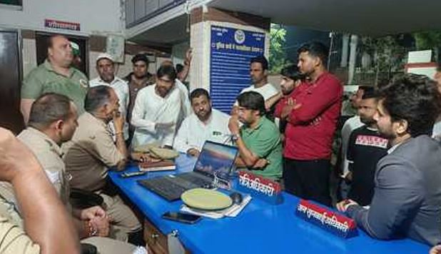 बिजनौर में दूल्हा, उसके पिता और बरात को बंधक बनाकर पीटा, जाने वजह