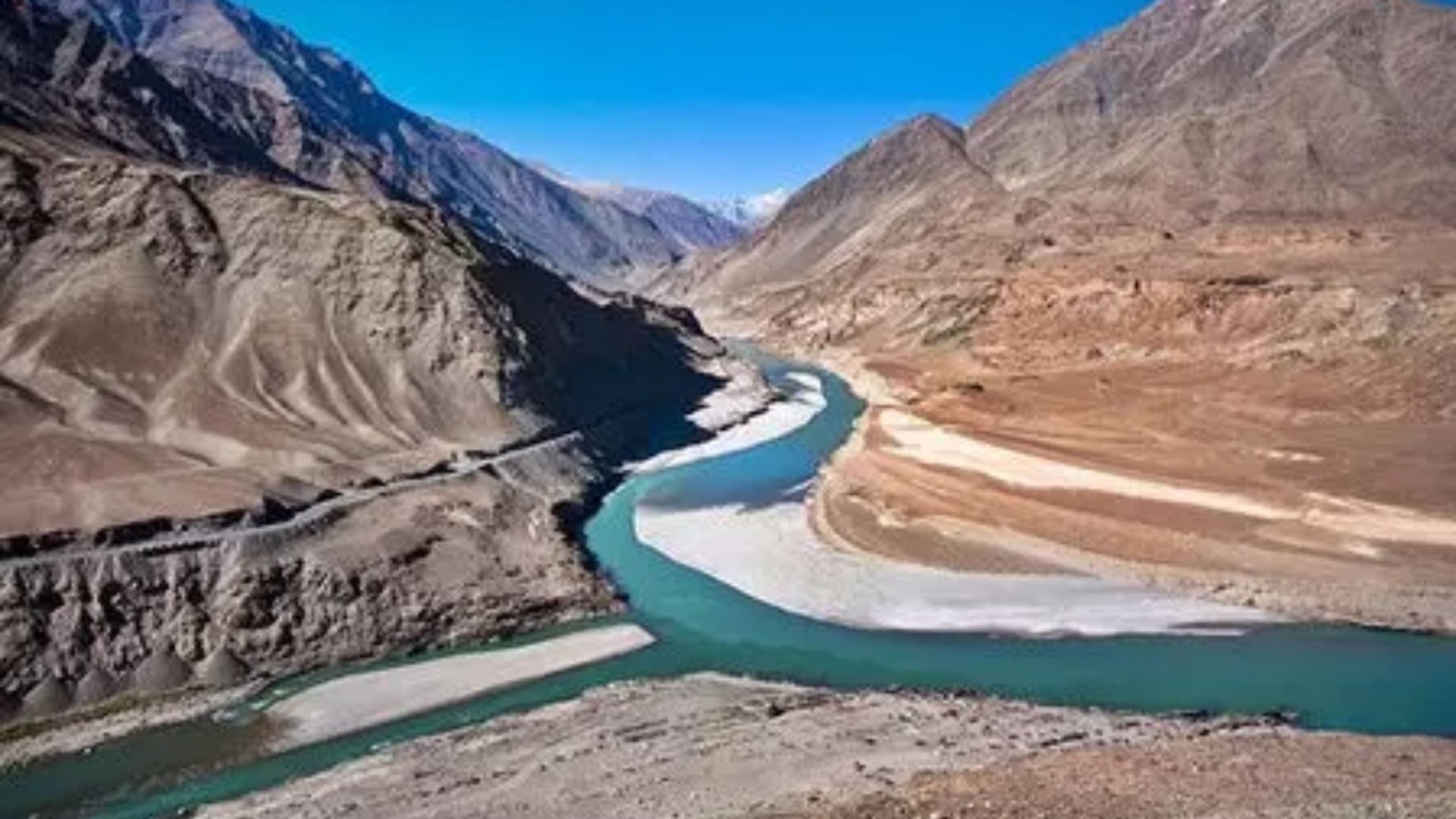 Indus Waters Treaty: सिंधु जल संधि को ठंडे बस्ते में डालने से भारत को मिला फायदा, इस कदम से बौखलाया पाकिस्तान