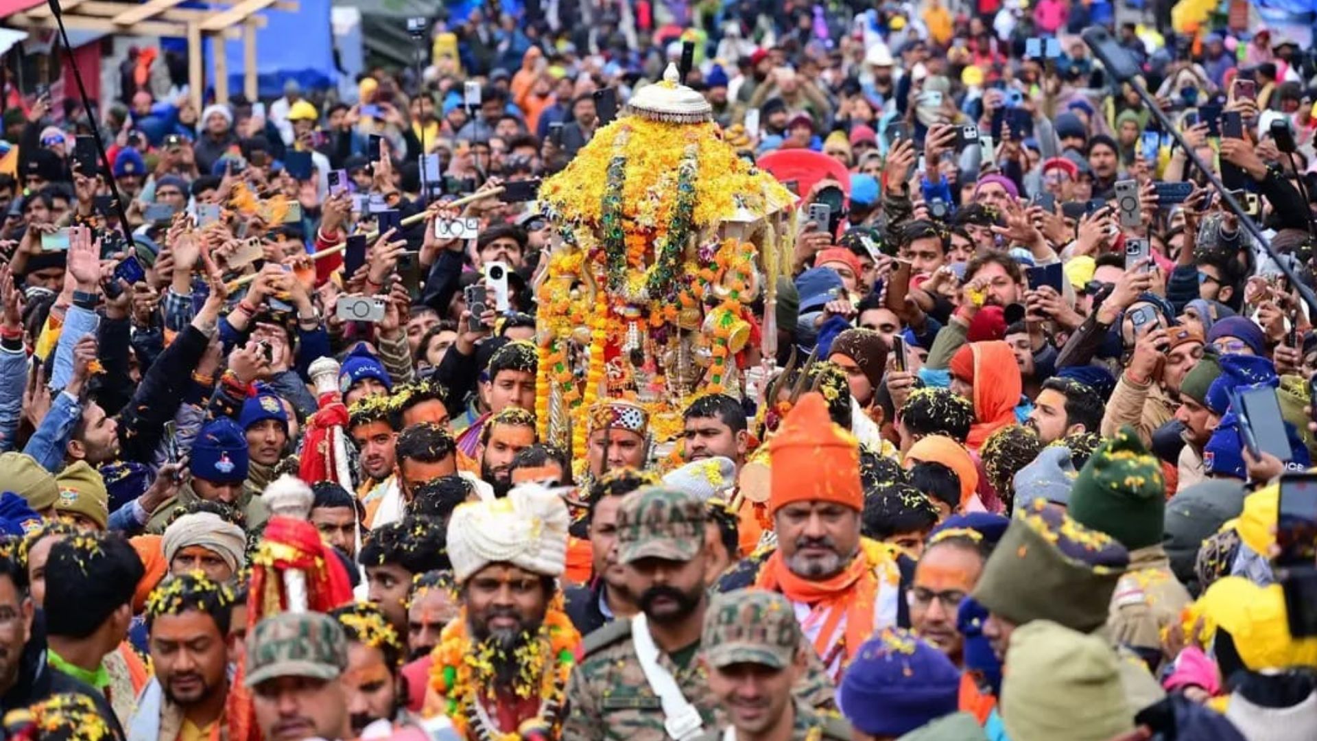 बड़ी खबर: केदारनाथ धाम के कपाट विधि विधान के साथ खुले, दस हजार से अधिक श्रद्धालुओं ने किए भोलेनाथ के दर्शन